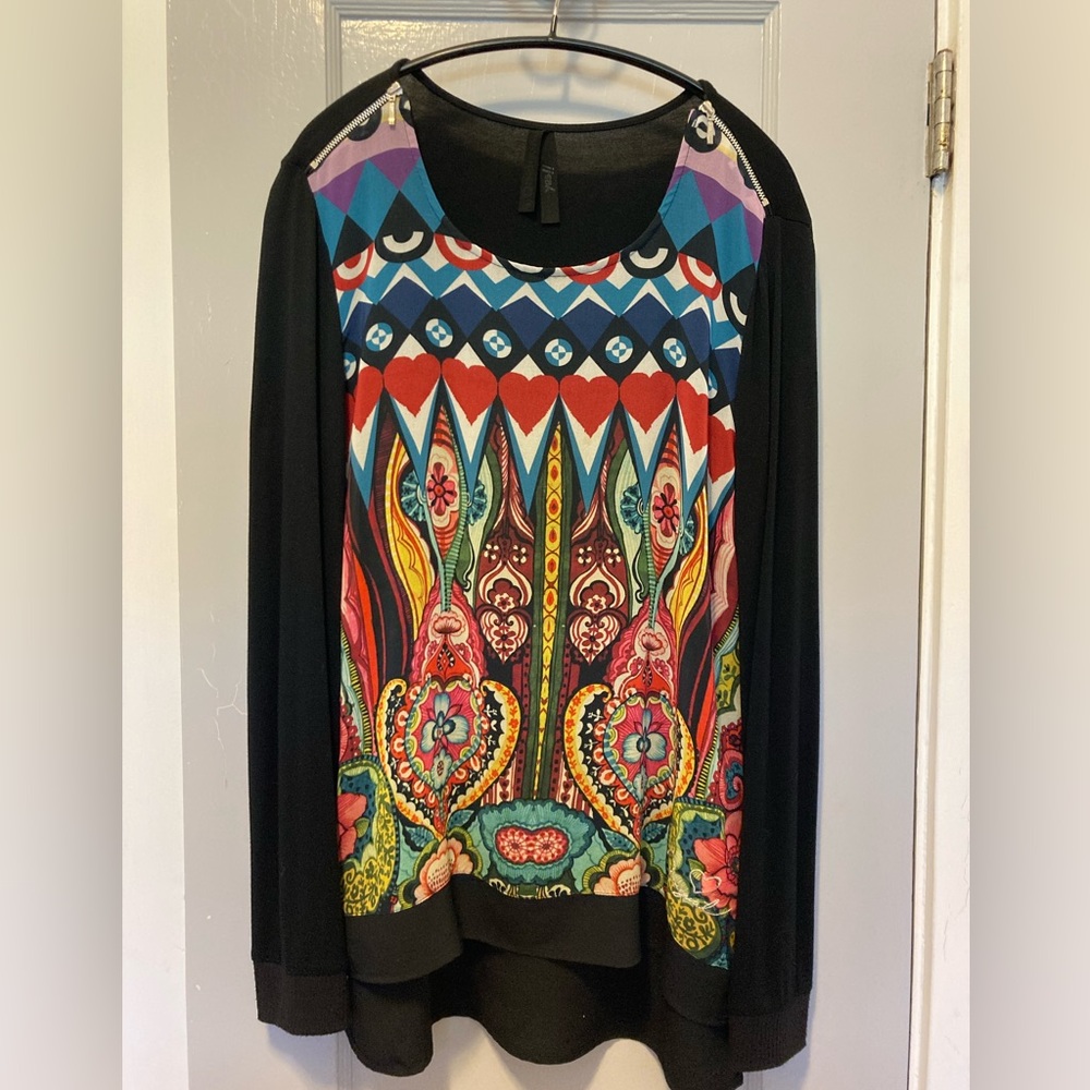 Unique and Colorful Desiguel Top